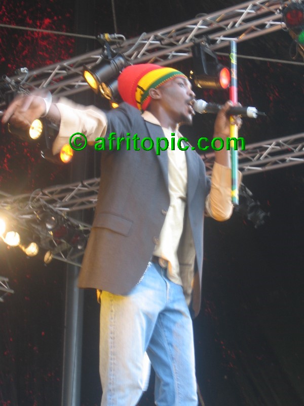 ../Images/Summerjam2005 010.jpg